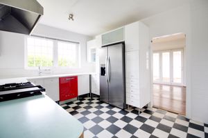 Photo 18- click for photo gallery